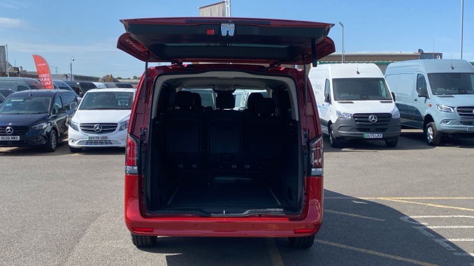 Mercedes-Benz Vito L2 Diesel Rwd 119CDI Select Crew Van 9G-Tronic - Image 11